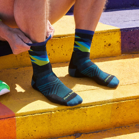 Men's Bolt Micro Crew Ultra-Lightweight Running Socks
